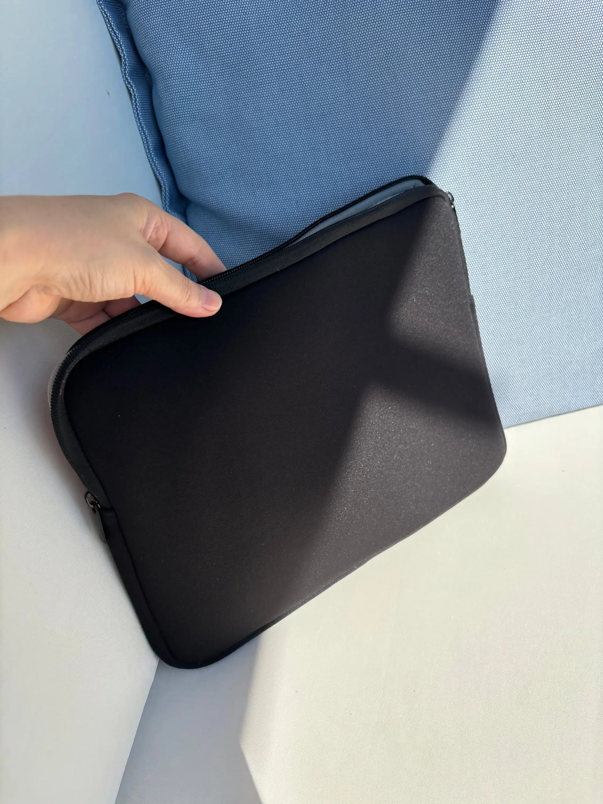 Amor di Stelle NOVULA– Designer Laptophülle 13 / 15 Zoll bunt - Jetzt einkaufen