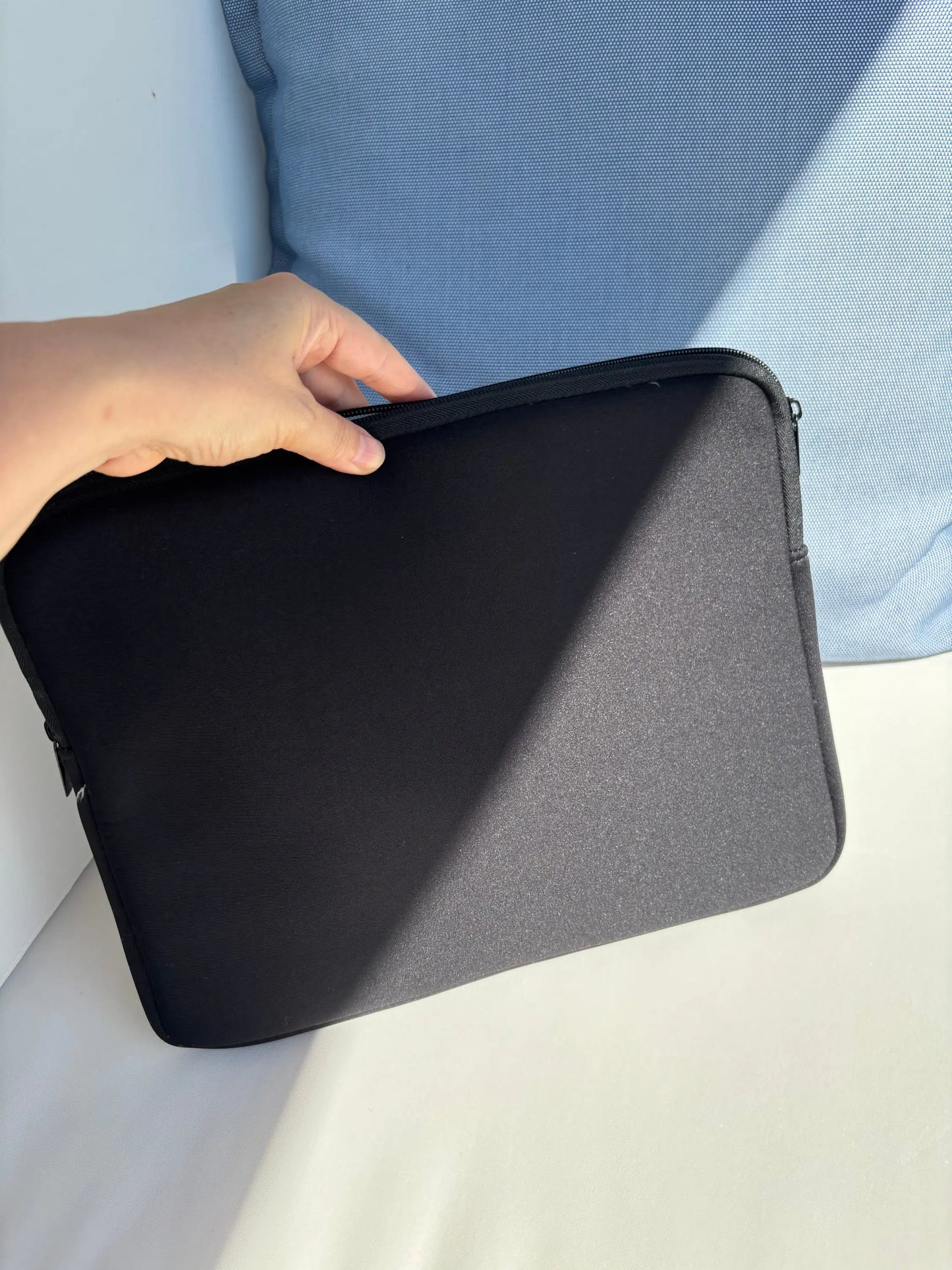 Amor di Stelle® NOVULA– Designer Laptophülle 13 / 15 Zoll bunt - Jetzt einkaufen